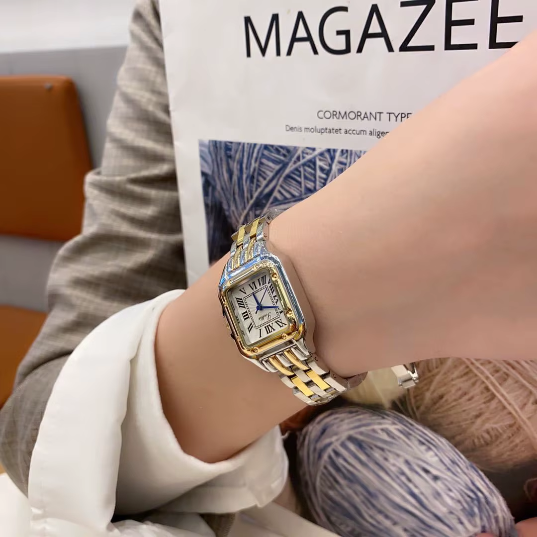 Ensemble de Luxe Scottie : Montre Femme et 2 Bracelets en Acier Inoxydable Plaqué Or 18K